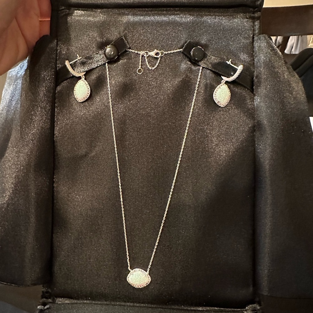 Silver Opal and white Necklace and Earrings Set - Picture 4 of 5